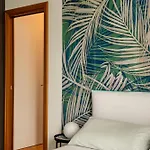 51 - (adults Only) * Arona
