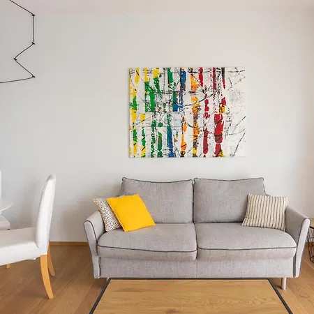 Appartamento 51 Maggiore Con Balcone A 50 Mt Dal Adults Only