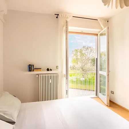 51 - (adults Only) * Arona